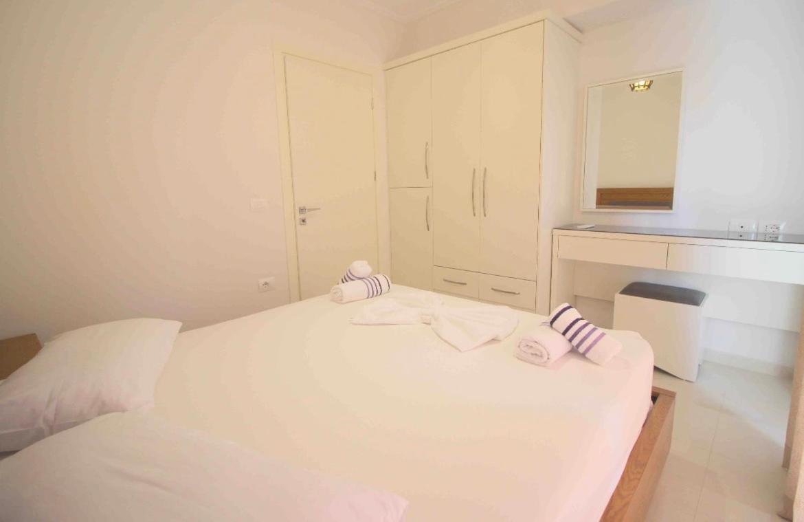 Ersid Apartaments In The Centre Саранда Екстер'єр фото